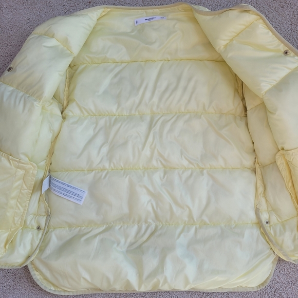 Like New Mango Light Yellow Puffer Jacket Size S - Picture 13 of 13